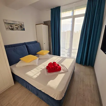 Daire Alezzi Luxury Double - Pool & *