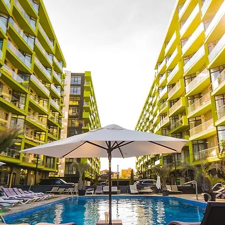 Alezzi Luxury Double - Pool & Appartement Năvodari