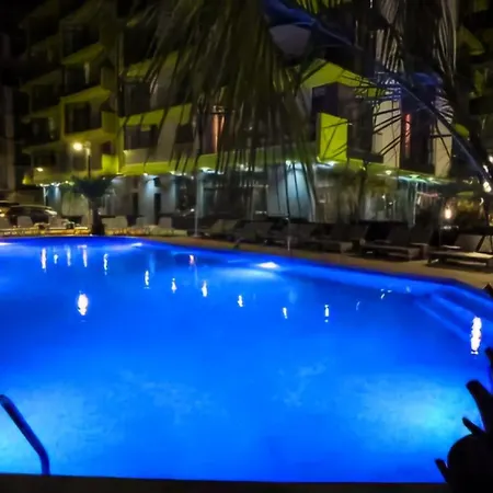 Alezzi Luxury Double - Pool & Appartement *